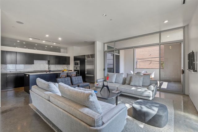 3740 Holland Avenue 2A, Dallas, TX 75219