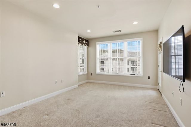 2307 Ramapo Ct 2307, Riverdale Boro, NJ 07457