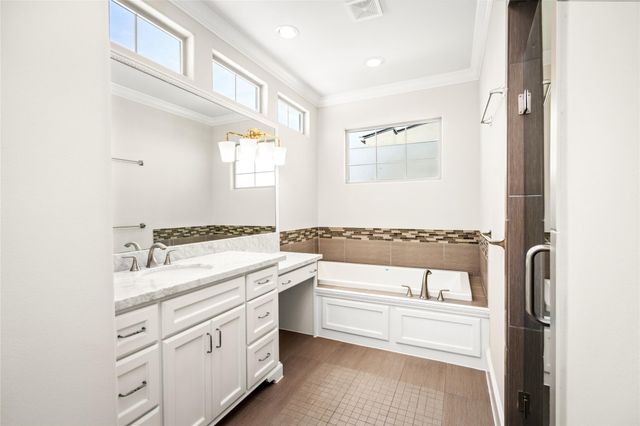 5634 Kiam Street C, Houston, TX 77007