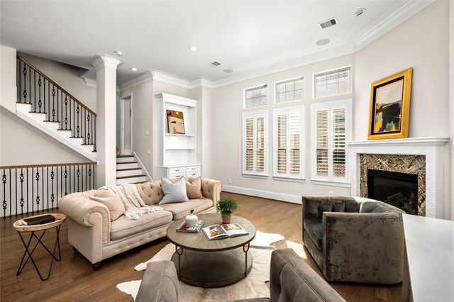 5634 Kiam Street C, Houston, TX 77007