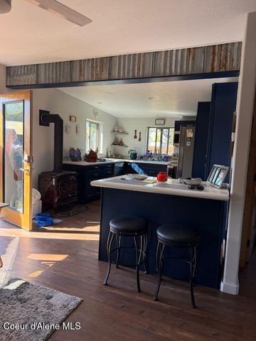 907 Ruth Ave, Sandpoint, ID 83864