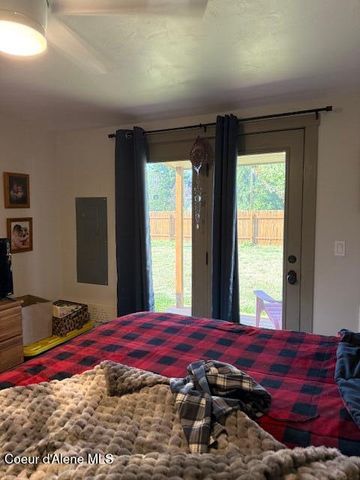 907 Ruth Ave, Sandpoint, ID 83864