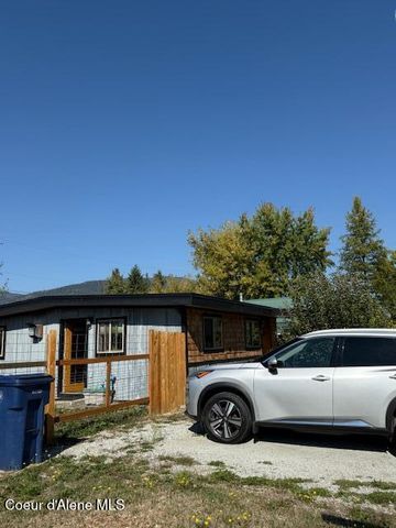 907 Ruth Ave, Sandpoint, ID 83864