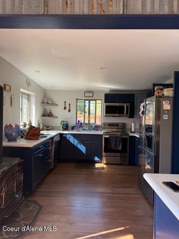 907 Ruth Ave, Sandpoint, ID 83864