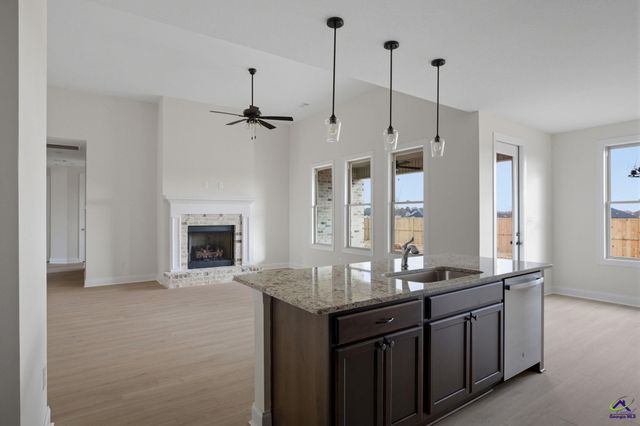 206 Farmland Circle, Perry, GA 31069