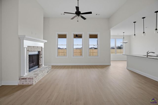 206 Farmland Circle, Perry, GA 31069