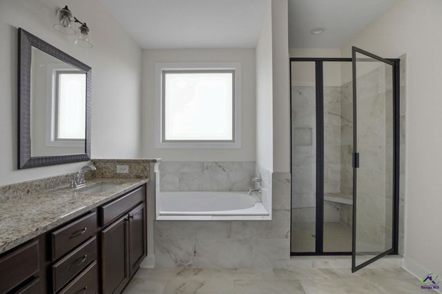 206 Farmland Circle, Perry, GA 31069