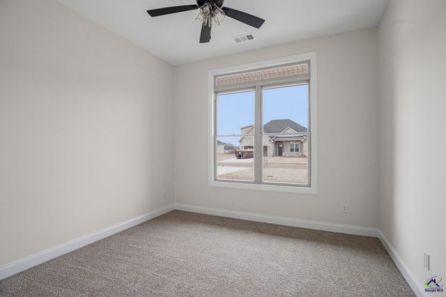 206 Farmland Circle, Perry, GA 31069