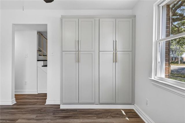 5676 Weblin Dr, Virginia Beach, VA 23462