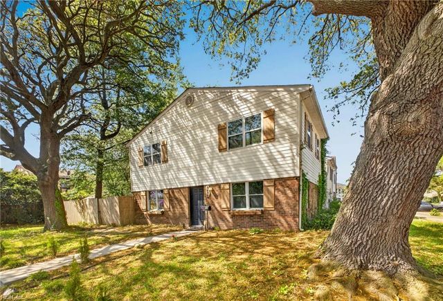 5676 Weblin Dr, Virginia Beach, VA 23462