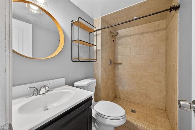 5676 Weblin Dr, Virginia Beach, VA 23462