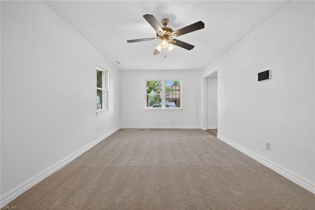 5676 Weblin Dr, Virginia Beach, VA 23462