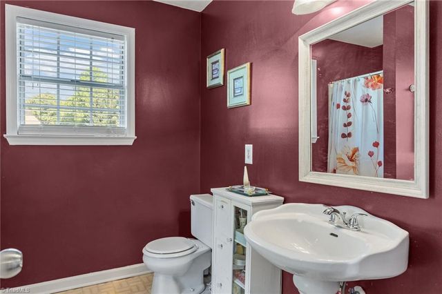 3922 Landover Drive, High Point, NC 27265