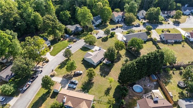 3922 Landover Drive, High Point, NC 27265