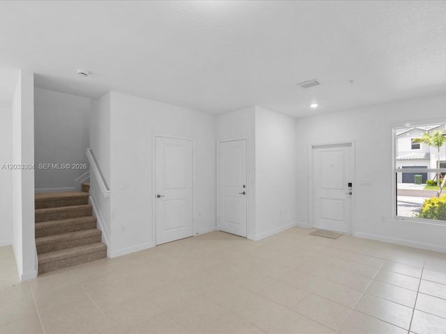 106 SW 184th Place 106, Pembroke Pines, FL 33029