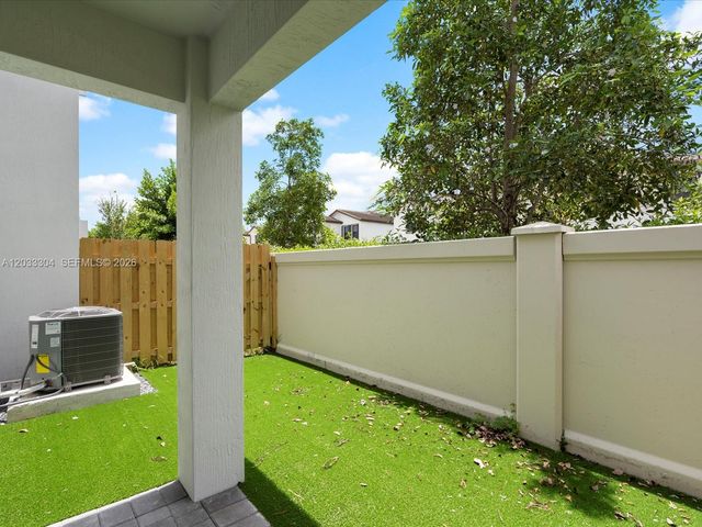 106 SW 184th Place 106, Pembroke Pines, FL 33029