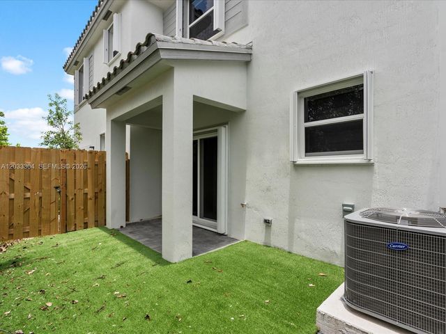 106 SW 184th Place 106, Pembroke Pines, FL 33029