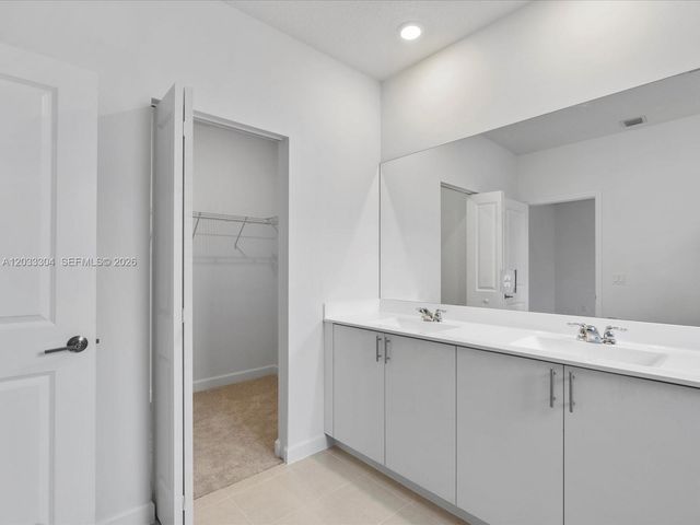 106 SW 184th Place 106, Pembroke Pines, FL 33029