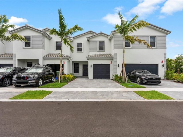 106 SW 184th Place 106, Pembroke Pines, FL 33029