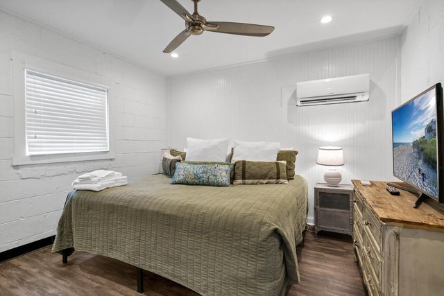 2708 Palmetto Boulevard, Edisto Beach, SC 29438
