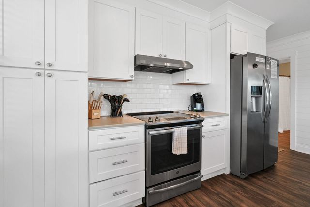 2708 Palmetto Boulevard, Edisto Beach, SC 29438