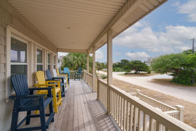 2708 Palmetto Boulevard, Edisto Beach, SC 29438