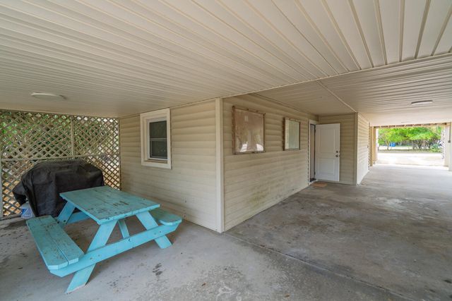 2708 Palmetto Boulevard, Edisto Beach, SC 29438