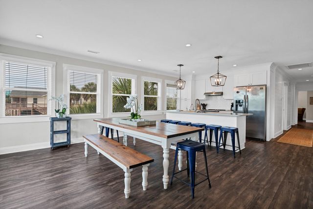 2708 Palmetto Boulevard, Edisto Beach, SC 29438