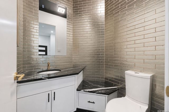 1 Whitechurch, San Antonio, TX 78257