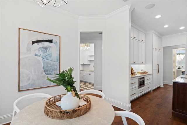 4406 W AZEELE STREET, Tampa, FL 33609