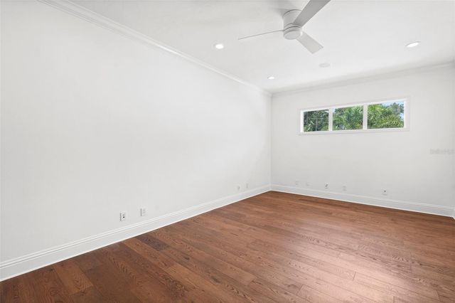 4406 W AZEELE STREET, Tampa, FL 33609