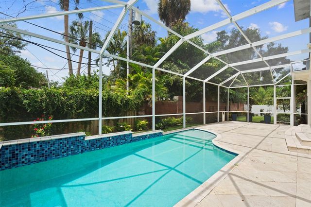 4406 W AZEELE STREET, Tampa, FL 33609
