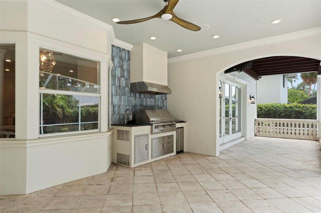 4406 W AZEELE STREET, Tampa, FL 33609