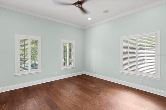 4406 W AZEELE STREET, Tampa, FL 33609