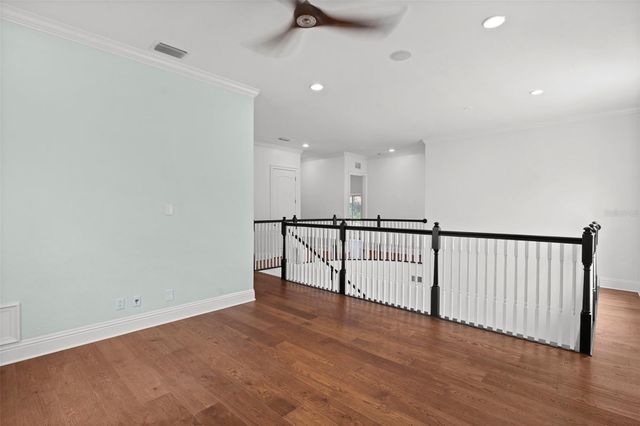 4406 W AZEELE STREET, Tampa, FL 33609