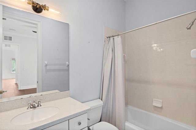 4406 W AZEELE STREET, Tampa, FL 33609