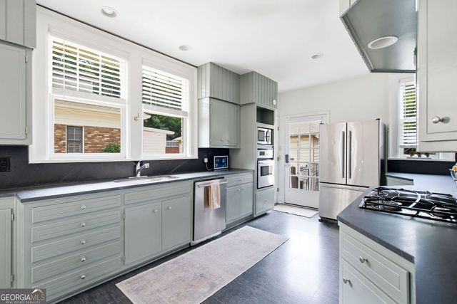1146 St Augustine Place NE, Atlanta, GA 30306