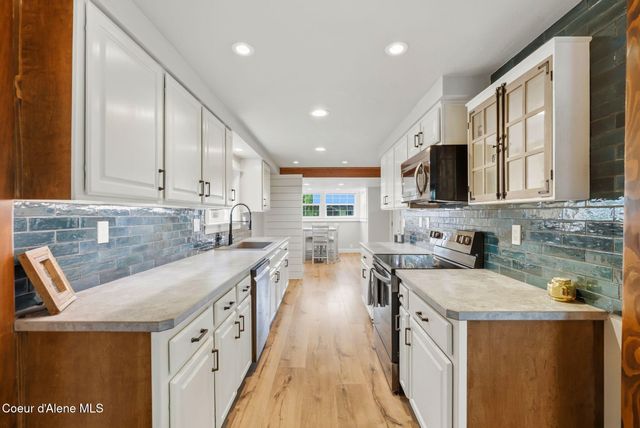 821 Poplar ST, Sandpoint, ID 83864