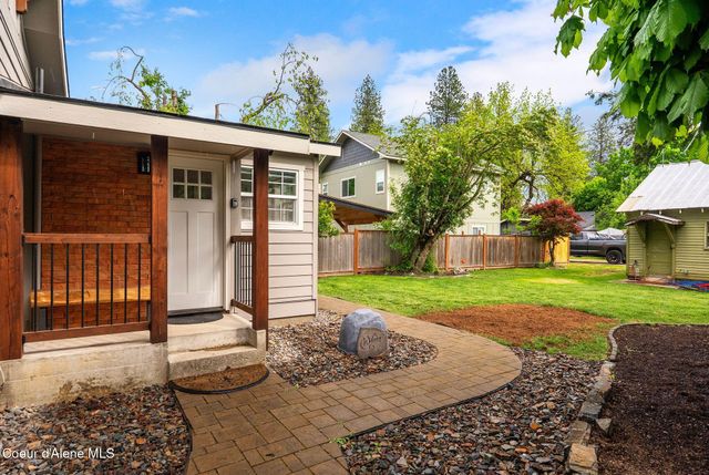 821 Poplar ST, Sandpoint, ID 83864