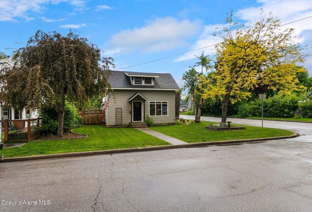 821 Poplar ST, Sandpoint, ID 83864