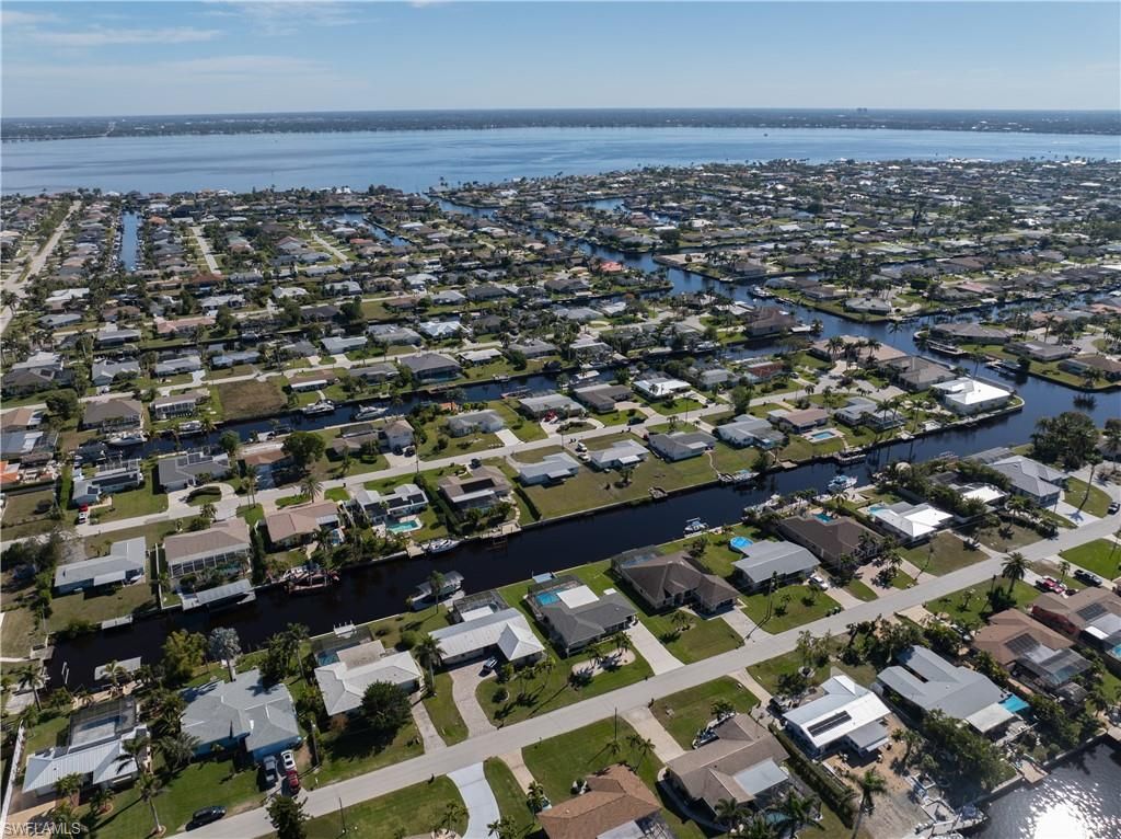 Image 22 of property listing at 3102 SE 18th AVE, Cape Coral, FL 33904