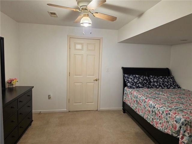 17460 W 158th Street, Olathe, KS 66062