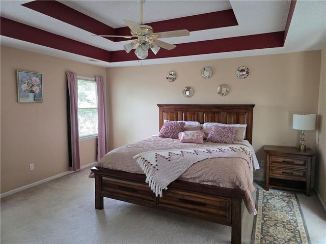 17460 W 158th Street, Olathe, KS 66062