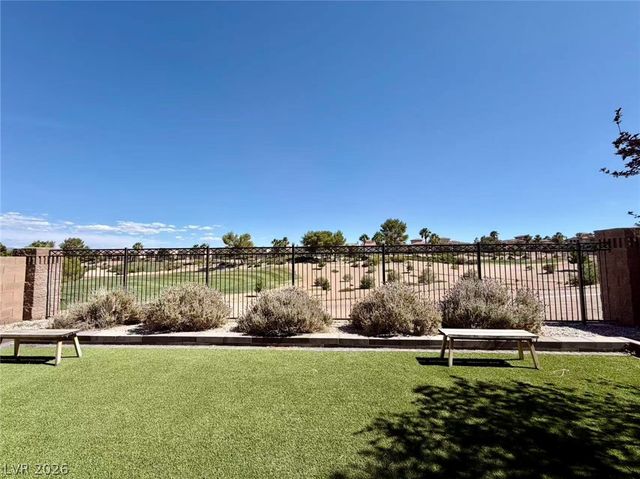 135 Tall Ruff Drive, Las Vegas, NV 89148