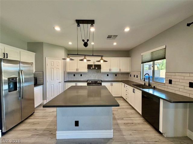 135 Tall Ruff Drive, Las Vegas, NV 89148