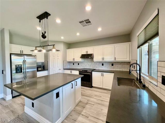 135 Tall Ruff Drive, Las Vegas, NV 89148