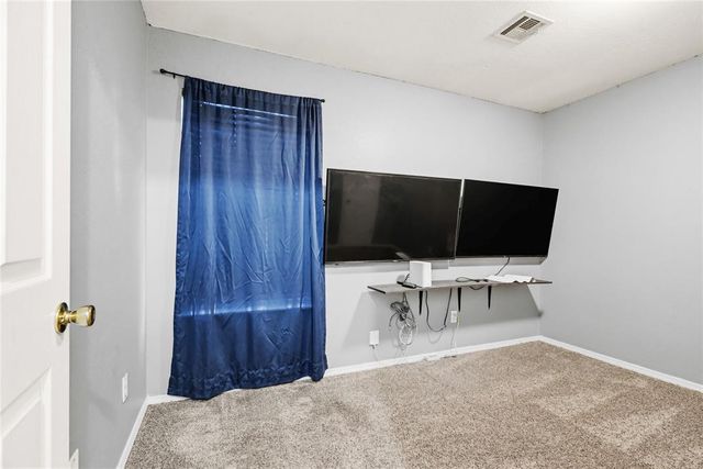 936 NW 15th Street, Moore, OK 73160