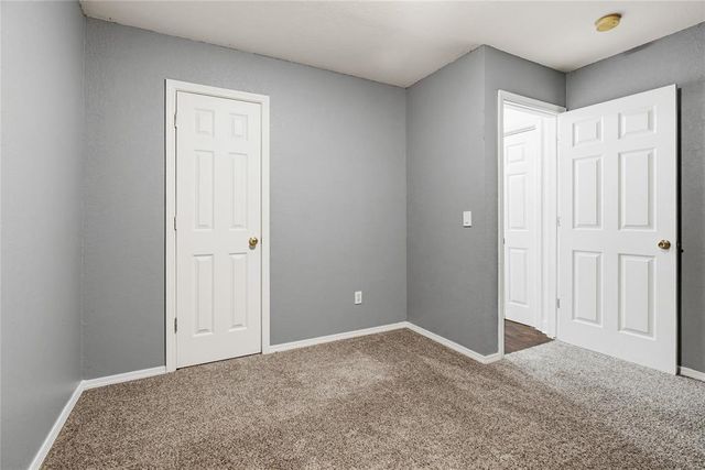 936 NW 15th Street, Moore, OK 73160