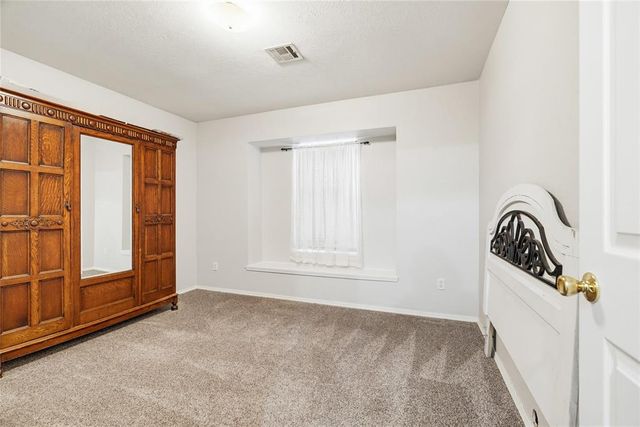 936 NW 15th Street, Moore, OK 73160