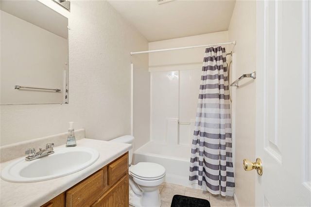 936 NW 15th Street, Moore, OK 73160